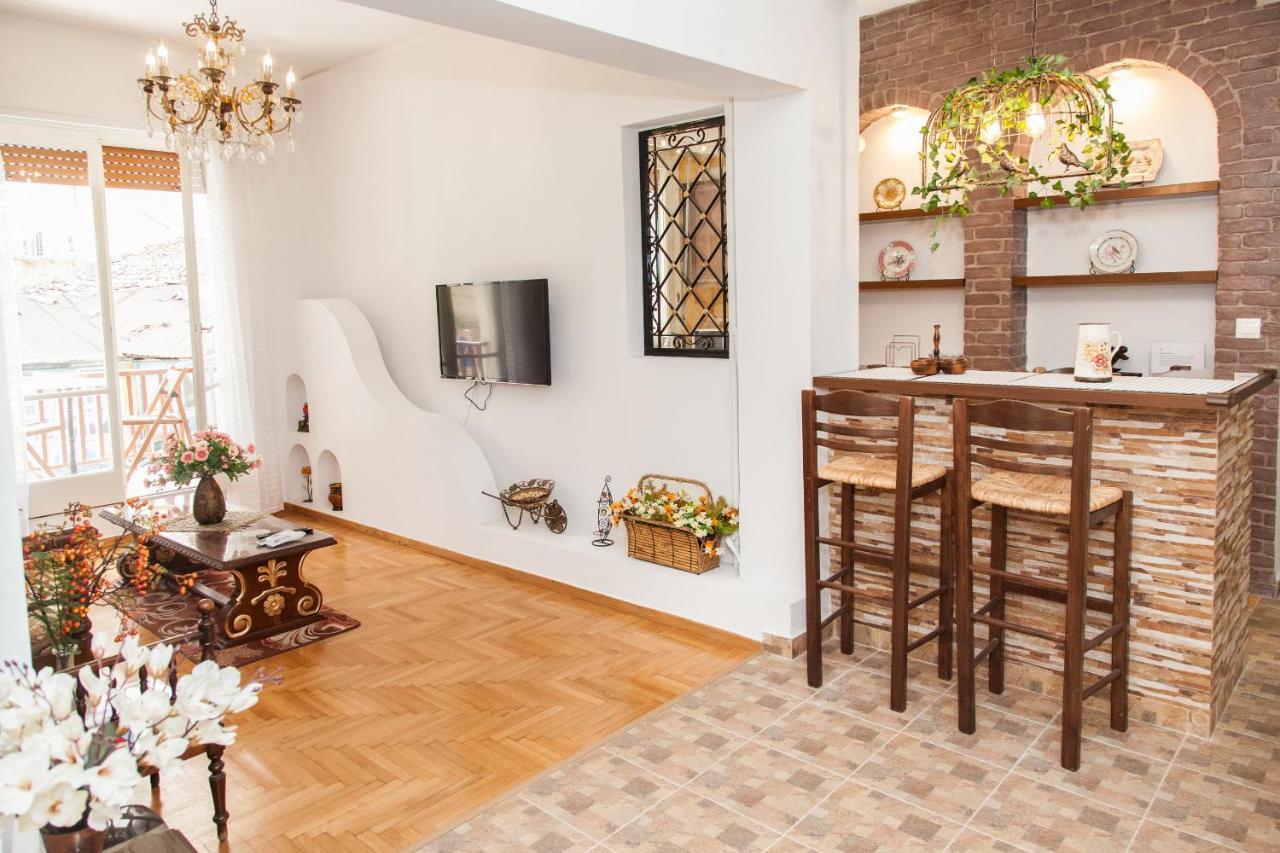 Beautiful Apartment In Pagkrati -Gtd95601 เอเธนส์ ภายนอก รูปภาพ